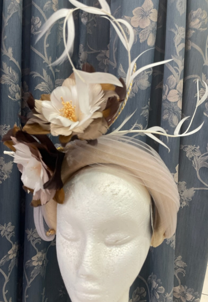 Melanie Ferrero - Beige Headband with Brown Feather Flowers