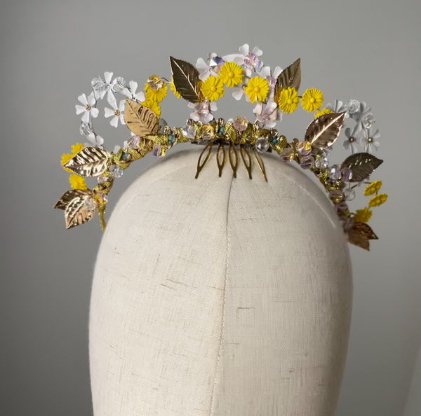 Melanie Ferrero - White Yellow Gold Tiara