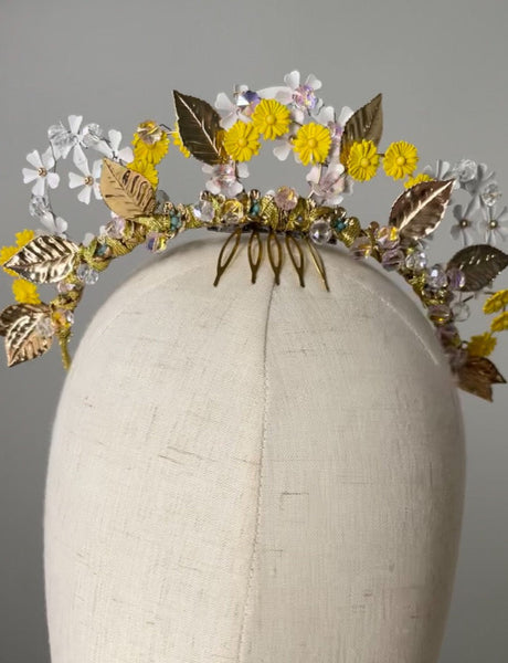 Melanie Ferrero - White Yellow Gold Tiara