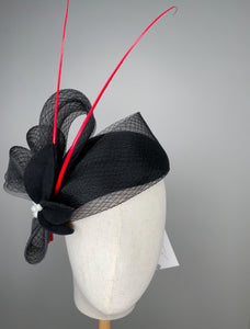 Melanie Ferrero - Black Felt Beret with Red spines